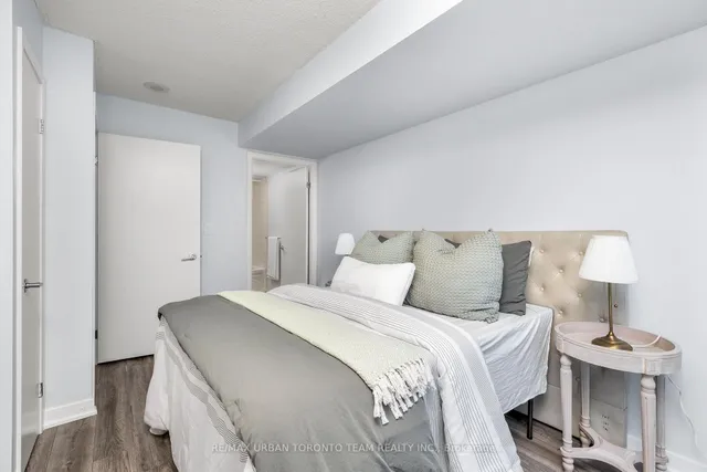 Additional image 19 of 81 Navy Wharf Crt Unit 2909