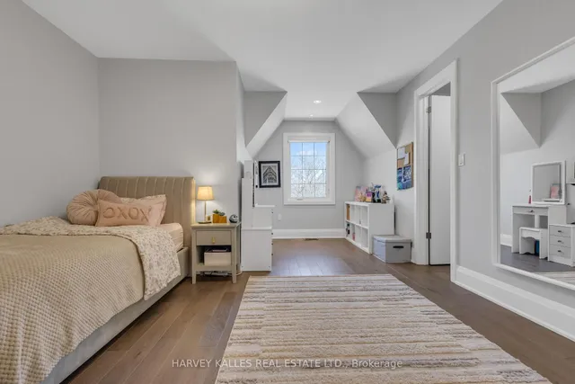 Additional image 40 of 1256 Avenue Rd