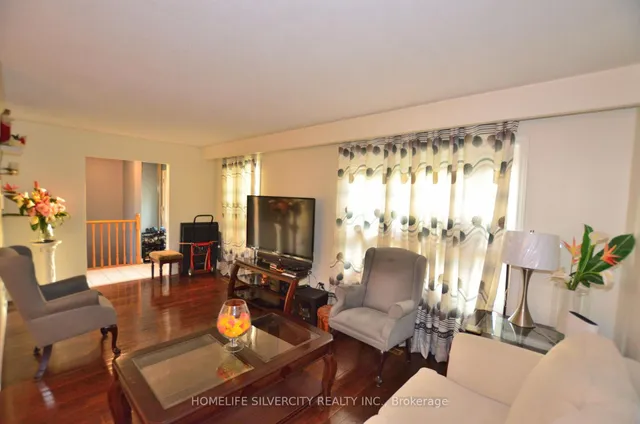 Additional image 13 of 35 Geneva Cres