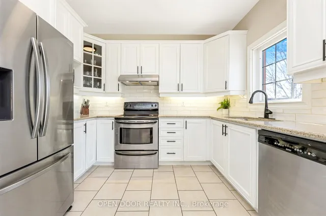 Additional image 13 of 221 Bussel Cres