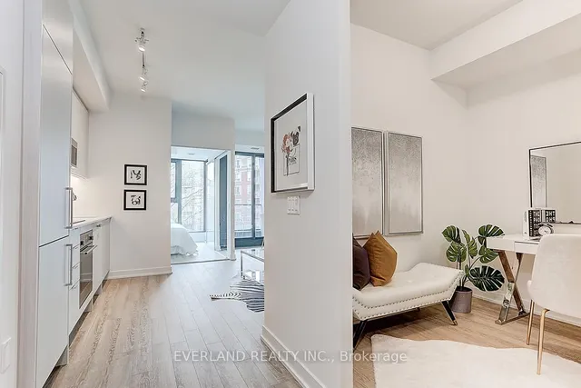 Additional image 8 of 250 Lawrence Ave Unit 413