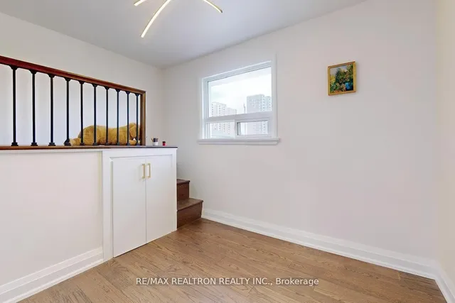 Additional image 20 of 43 Beckett Ave