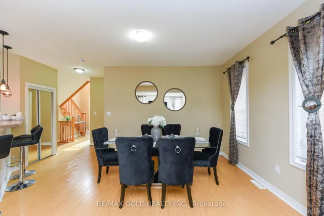 Additional image 17 of 35 Amaranth Cres
