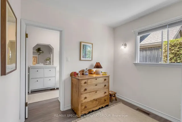 Additional image 19 of 78 Heman St