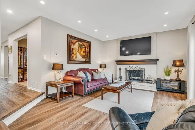 Additional image 15 of 2224 Vista Dr