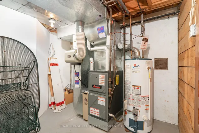 Additional image 22 of 21 Winston Grve