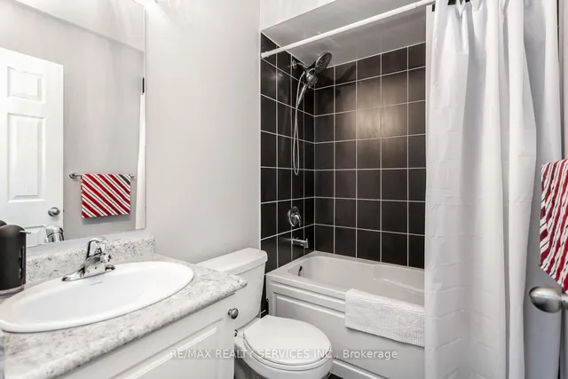 Additional image 33 of 14 Rockman Cres