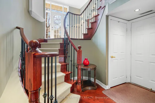 Additional image 37 of 197 La Rose Ave Unit 18