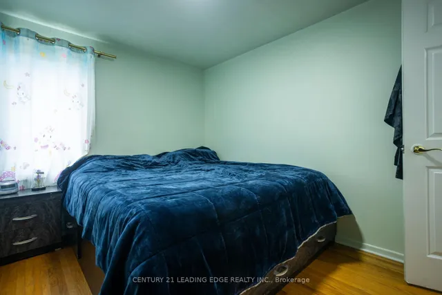 Additional image 28 of 111 Folkstone Cres