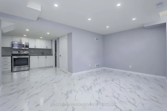 Additional image 22 of 1095 Tupper Dr