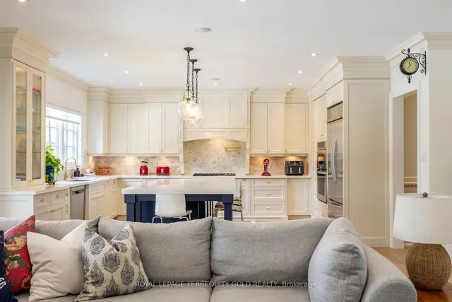 Additional image 8 of 468 Avon Cres