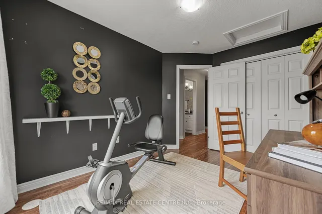 Additional image 39 of 70 Willowrun Dr Unit A2