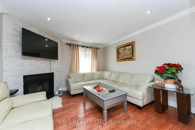 Additional image 5 of 5136 Palomar Cres