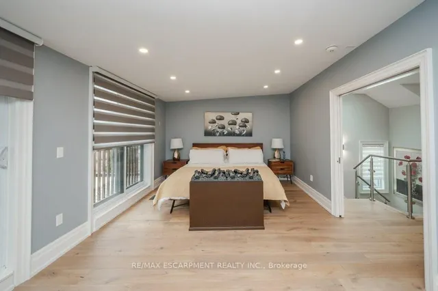 Additional image 29 of 820 Cosburn Ave