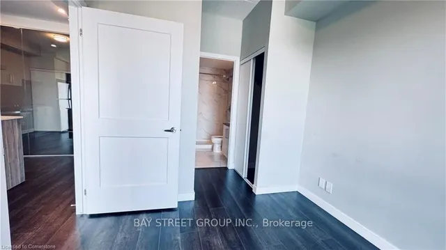 Additional image 23 of 15 Queen St Unit 1909
