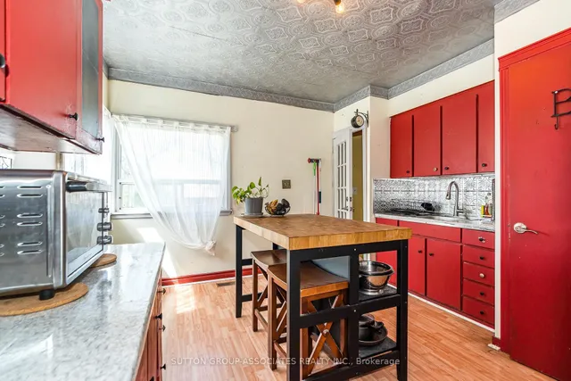 Additional image 15 of 16 North Bonnington Ave