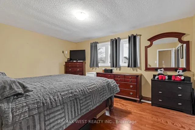 Additional image 23 of 45 Marysfield Dr