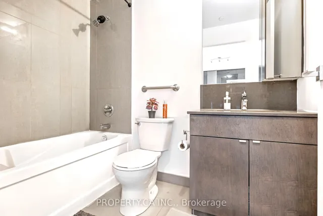 Additional image 5 of 98 Lillian St Unit 2019
