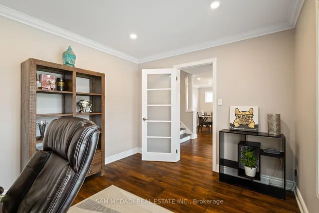 Additional image 7 of 7174 Upton Cres