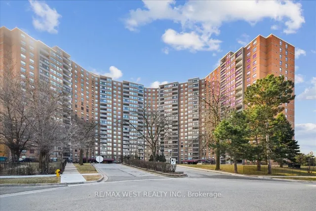 Additional image 11 of 625 The West Mall N/A Unit 1009