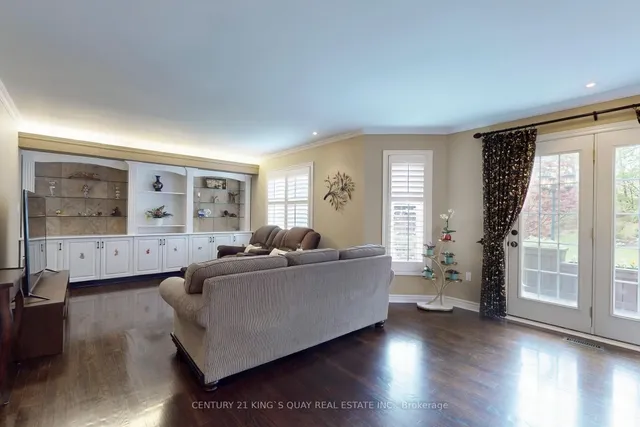 Additional image 3 of 110 Crawford Cres