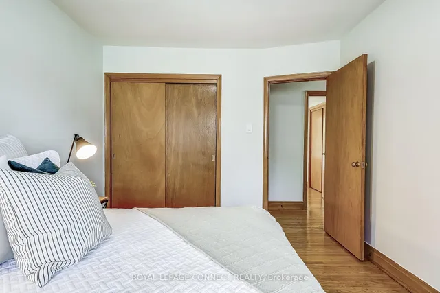 Additional image 22 of 11 McNab Blvd