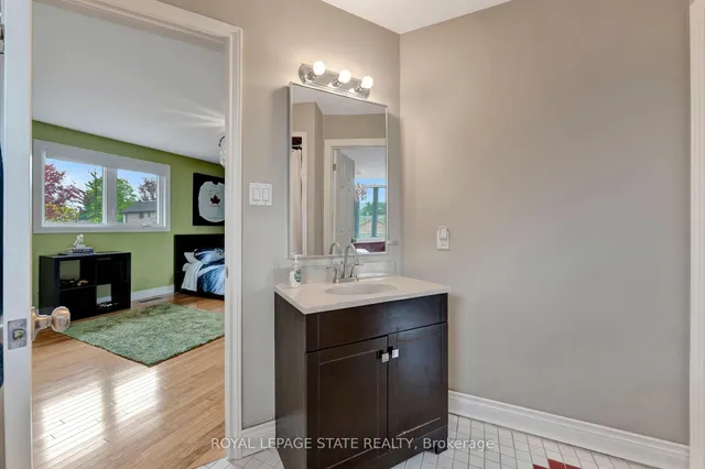 Additional image 30 of 660 Highvalley Rd