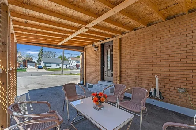 Additional image 33 of 879 Upper Sherman Ave