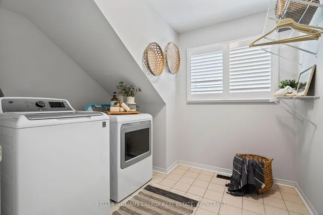 Additional image 23 of 19 Woodstream Ave