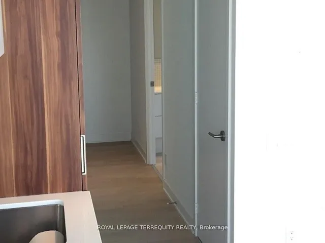 Additional image 12 of 185 Roehampton Ave Unit 1510