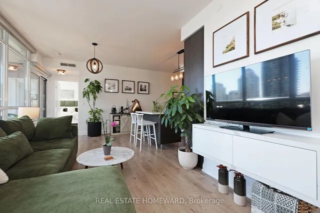 Additional image 3 of 36 Park Lawn Ave Unit 810