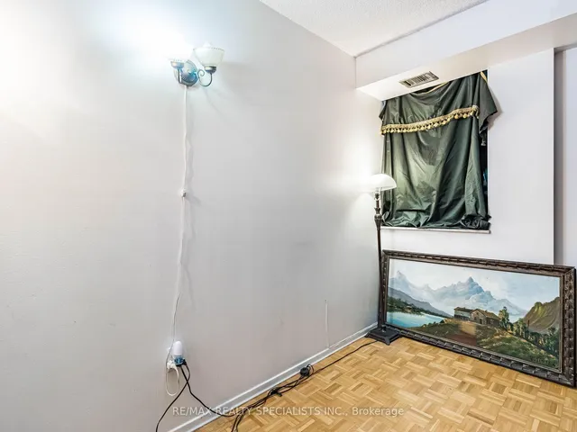 Additional image 22 of 4 Lisa St Unit 610