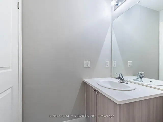 Additional image 25 of 65 Yorkland Blvd Unit 407