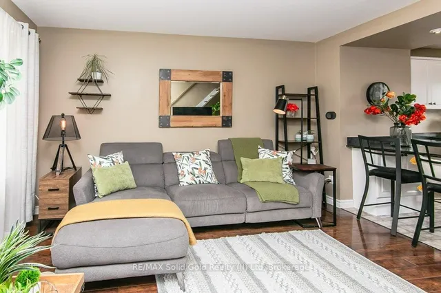 Additional image 8 of 235 Fergus Ave