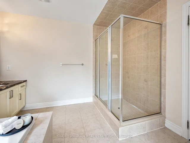 Additional image 25 of 27 Lampman Cres