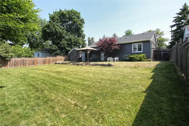 Additional image 34 of 15 First St