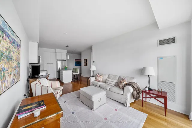 Additional image 4 of 25 Broadway Ave Unit 801