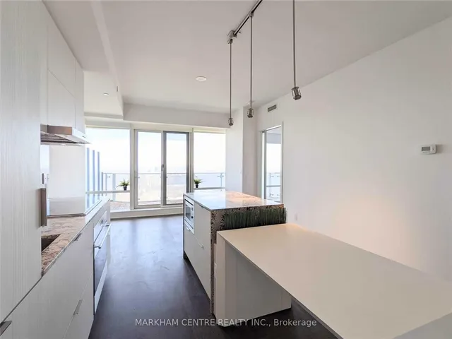 Additional image 4 of 1 Bloor St Unit 5710