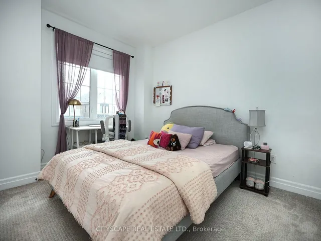 Additional image 41 of 1454 Everest Cres