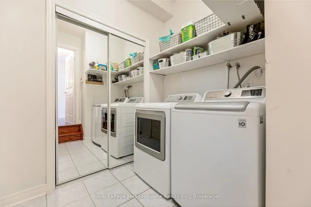 Additional image 23 of 13 Robarts Dr