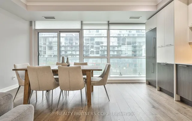 Additional image 4 of 199 Richmond St Unit 712