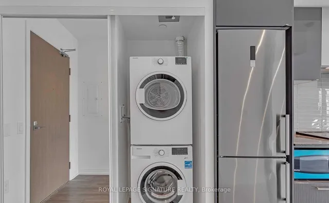 Additional image 13 of 251 Jarvis St Unit 3709