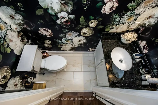 Additional image 23 of 12 Riva Crt