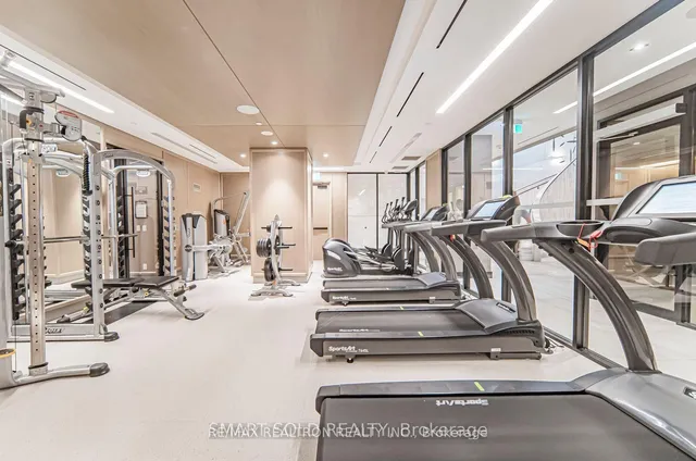 Additional image 10 of 1 Edgewater Dr Unit 719