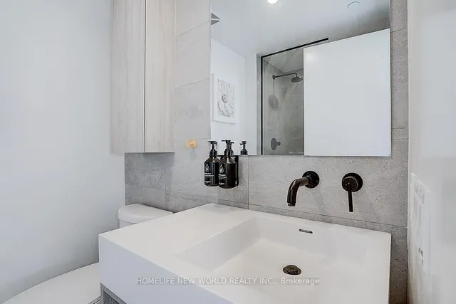 Additional image 32 of 108 PETER St Unit 3706