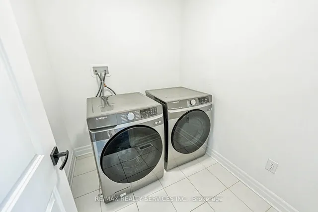 Additional image 35 of 462 Violet Gate