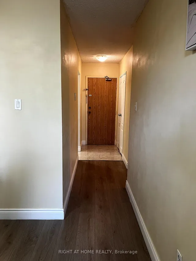 Additional image 3 of 4 Lisa St Unit 412