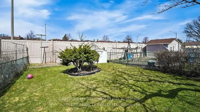 Additional image 45 of 7433 Sigsbee Dr