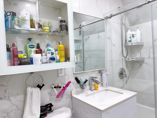 Additional image 25 of 2901 Jane St Unit 101