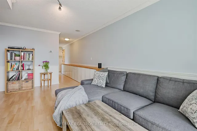 Additional image 8 of 212 Eglinton Ave Unit 803